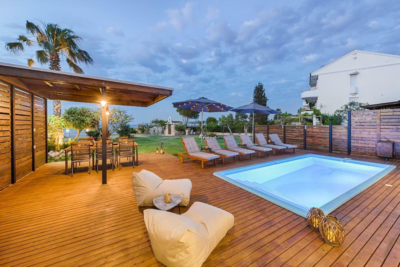 יאליסוס Nastazia Luxury Beach House מראה חיצוני תמונה
