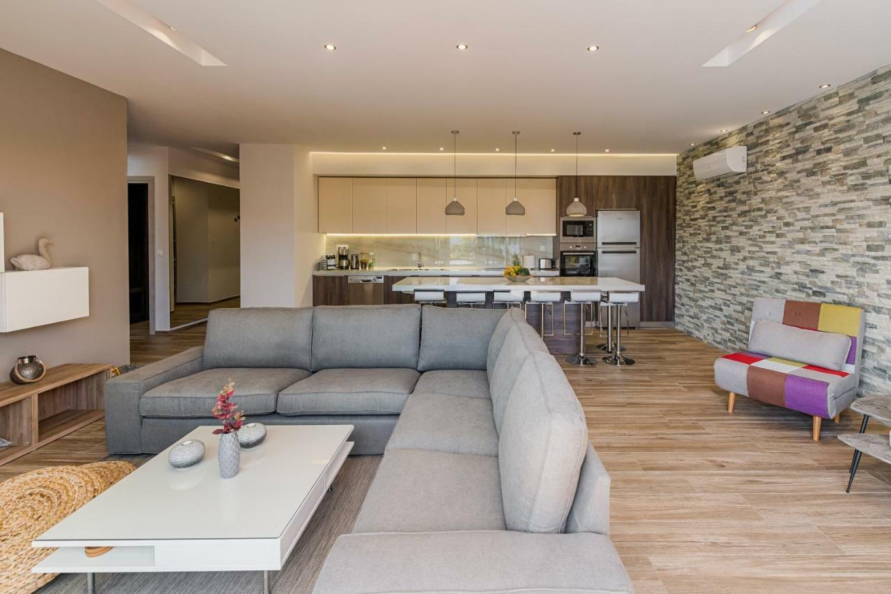 יאליסוס Nastazia Luxury Beach House מראה חיצוני תמונה