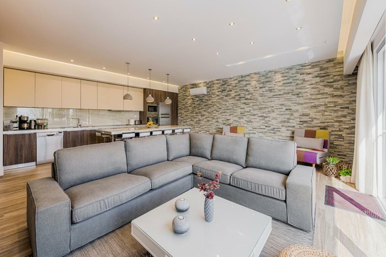יאליסוס Nastazia Luxury Beach House מראה חיצוני תמונה
